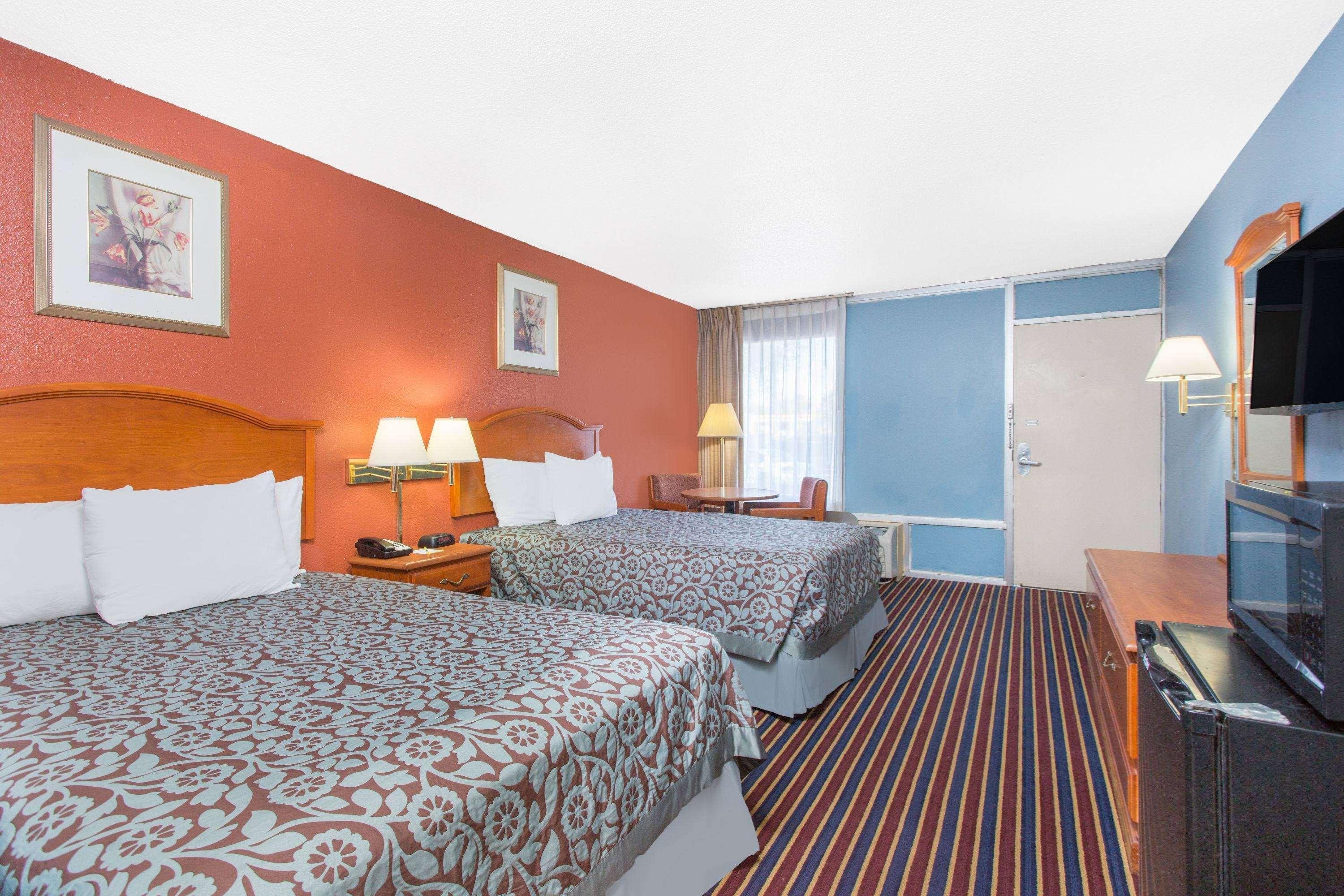 Days Inn Albany Ngoại thất bức ảnh